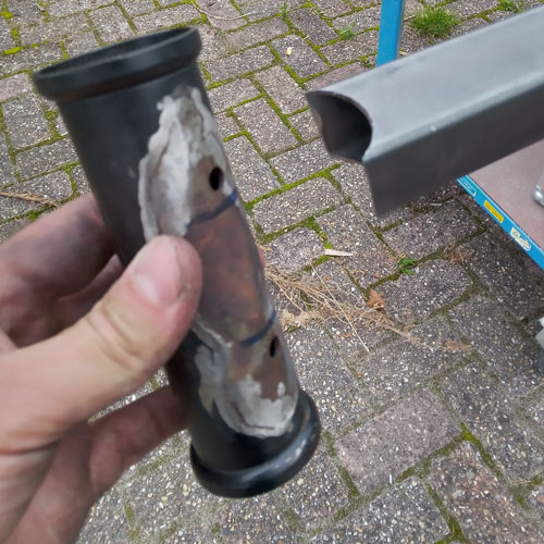Losgeslepen balhoofdbuis kinderfiets